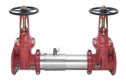 Double valve with pipe and fittings.